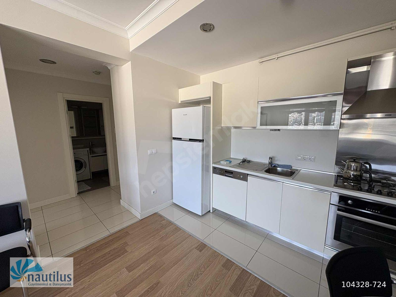 Bahçeşehir Spradon Vadi Kiralık Eşyalı 1+1 Kısa Katlı Blok