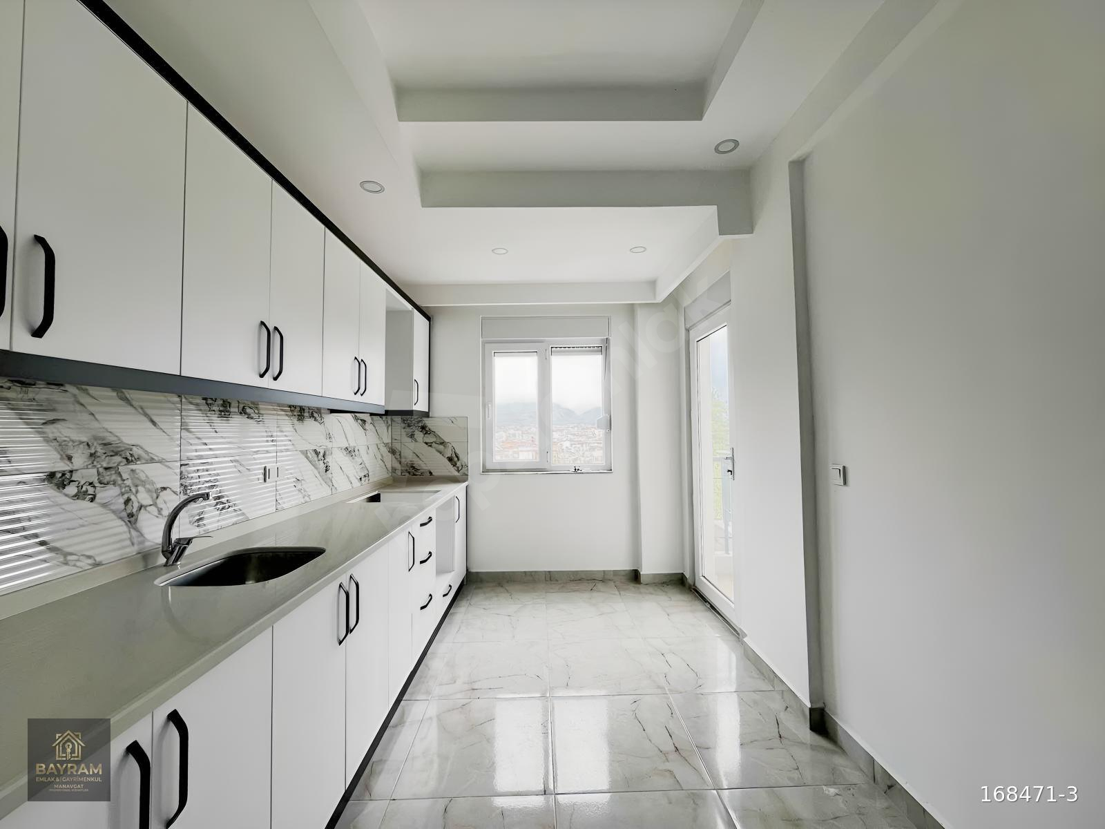 SARILAR'DA SIFIR 2+1 ARAKAT DEPOLU GARAJLI