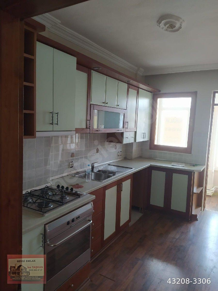BALİKESİR BAHÇELİEVLER 3+1 KİRALIK DAİRE
