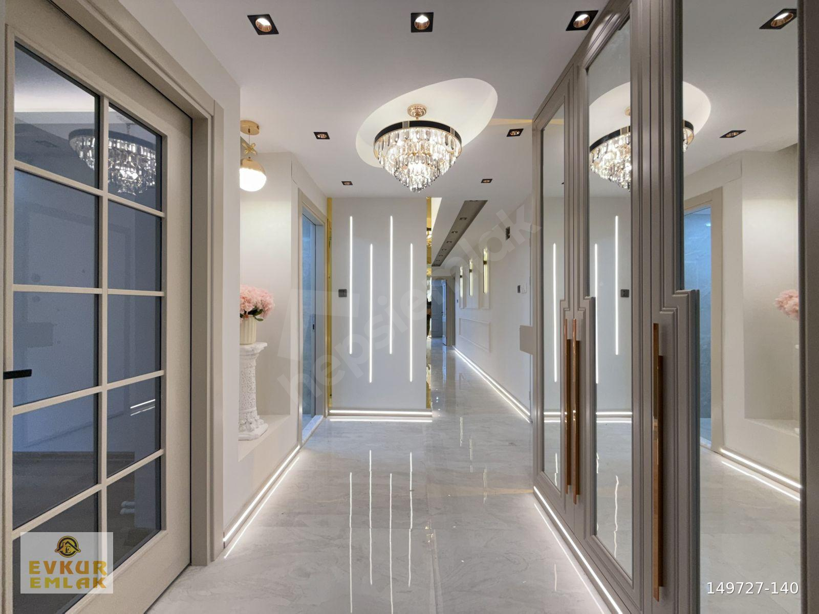 EVKUR’DAN BARIŞMANÇO BULVAR ÜZERİ 4+1 TERASLI HAMAMLI ULTRALÜX DAİRE