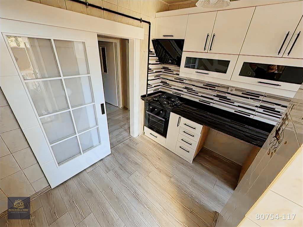 ÇUBUK MERKEZ ÇARŞI İÇİNDE SATILIK 2+1 ASANSÖRLÜ DAİRE