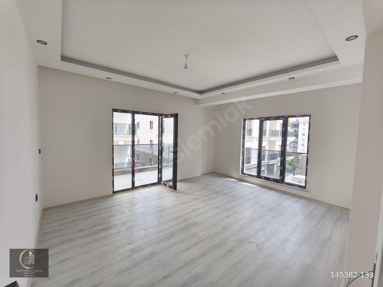 BAZO İNŞAAT EMLAK'TAN KİRALIK 2+1 DAİRE BALKONLU AYRI MUTFAKLI