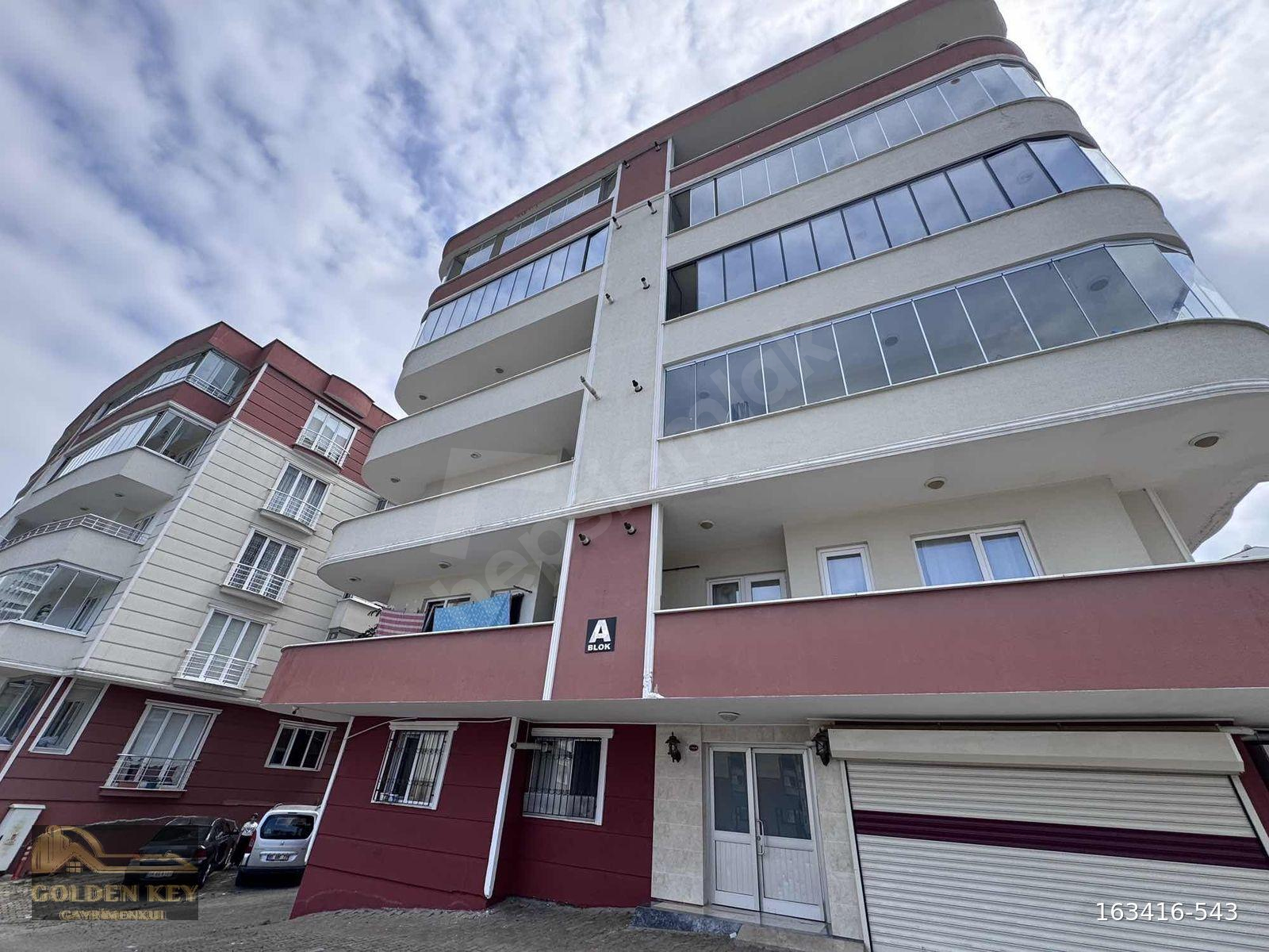 Golden Key Gayrimenkul'den Konaklar'da Kiralık 3+1 Daire