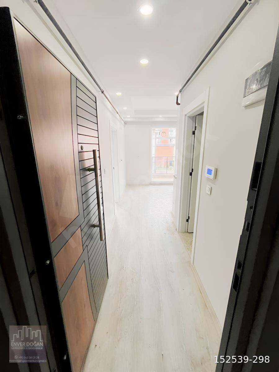 ŞEYHSİNAN MAHALLESİNDE HAVUZLU SATILIK 1+1 DAİRE