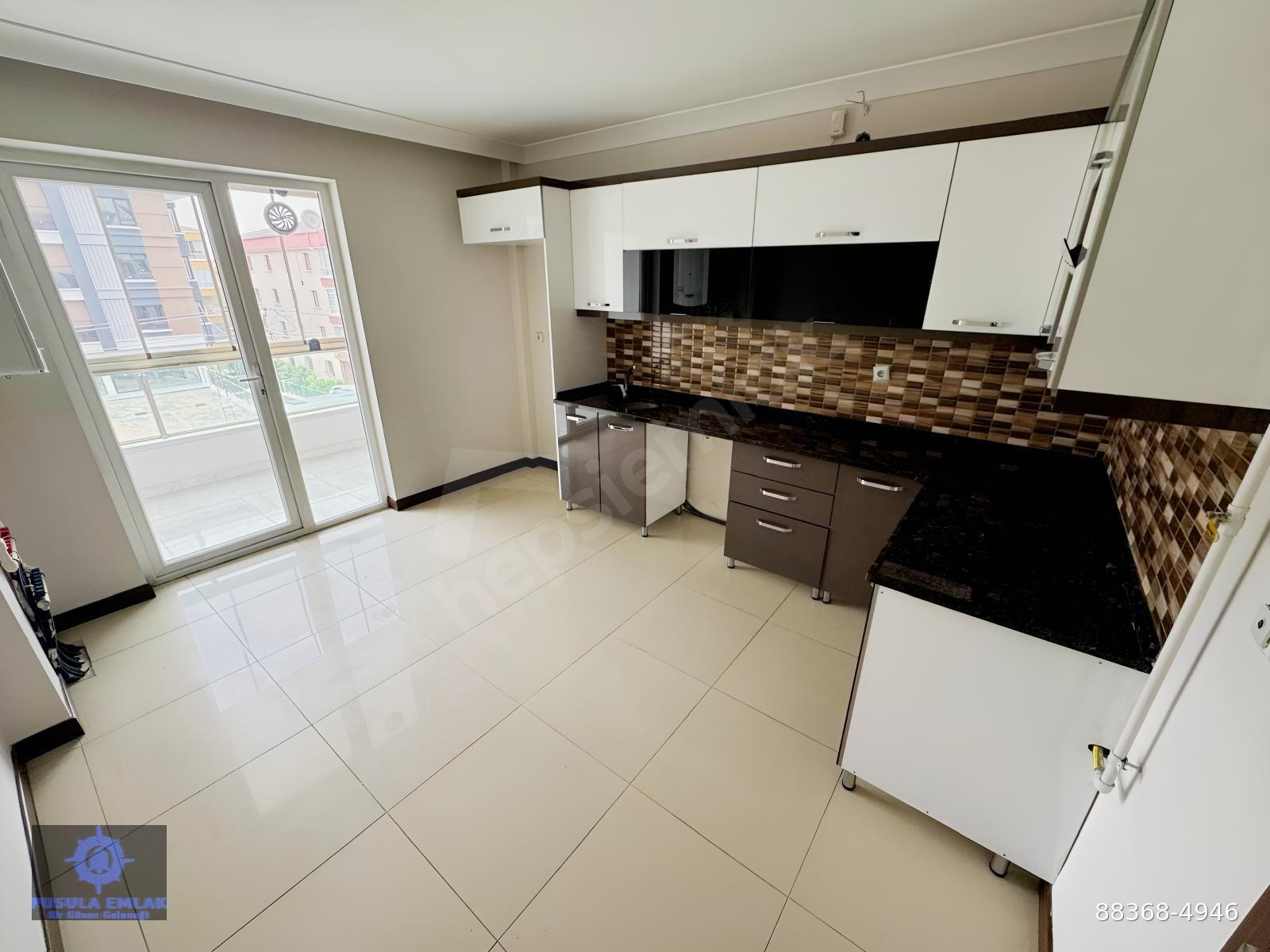 ＰＵＳＵＬＡ ＥＭＬＡＫ'ＤＡ KREDİYE UYGUN ZAFER FIRINA YAKIN 3+1 GENİŞ DAİRE