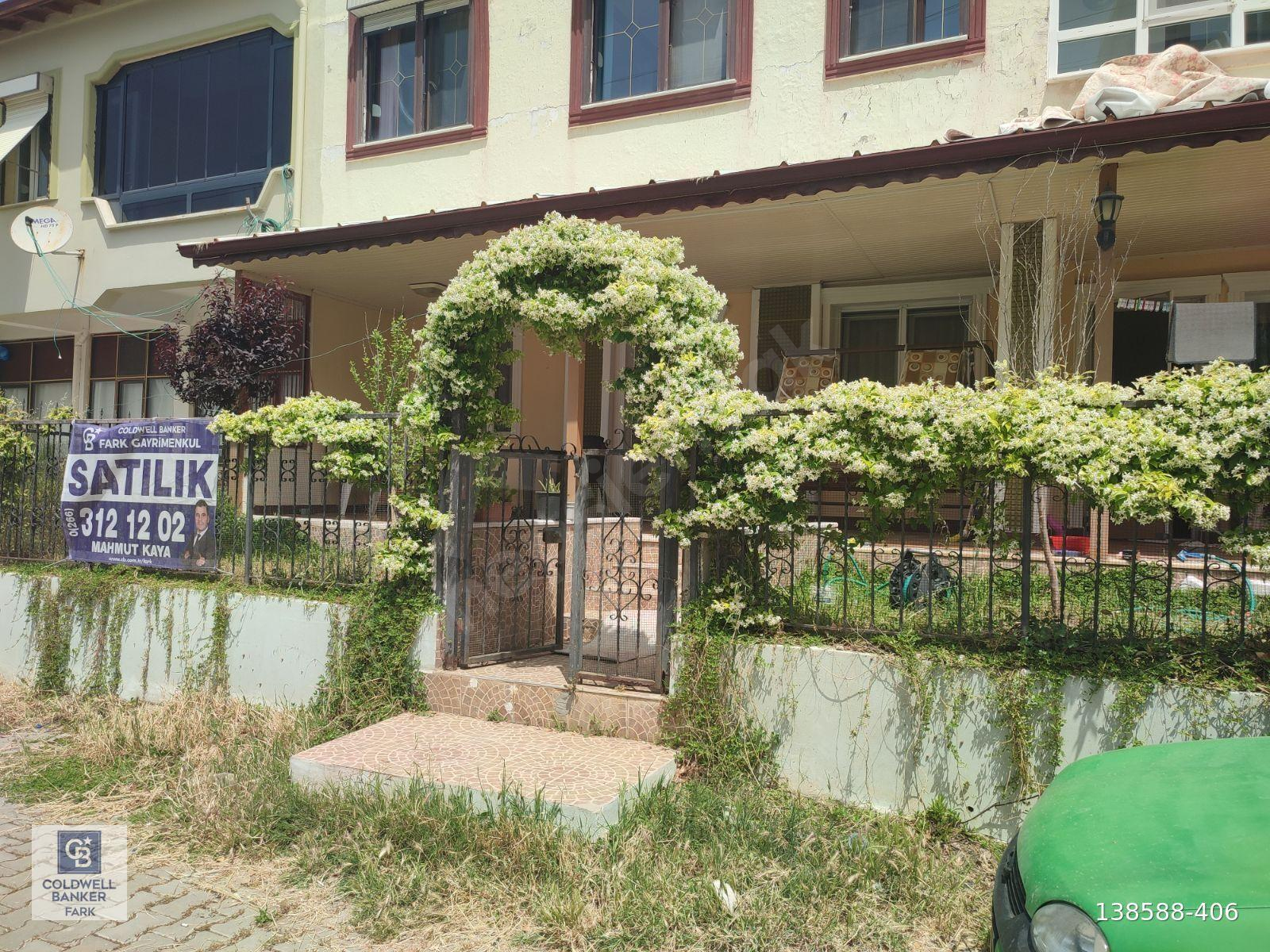 Ayvalık Sarımsaklı Merkez'de Satılık 1+1 Daire