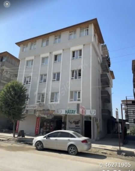 Anayol üzerinde kiralık daire işyeri için çok uygun