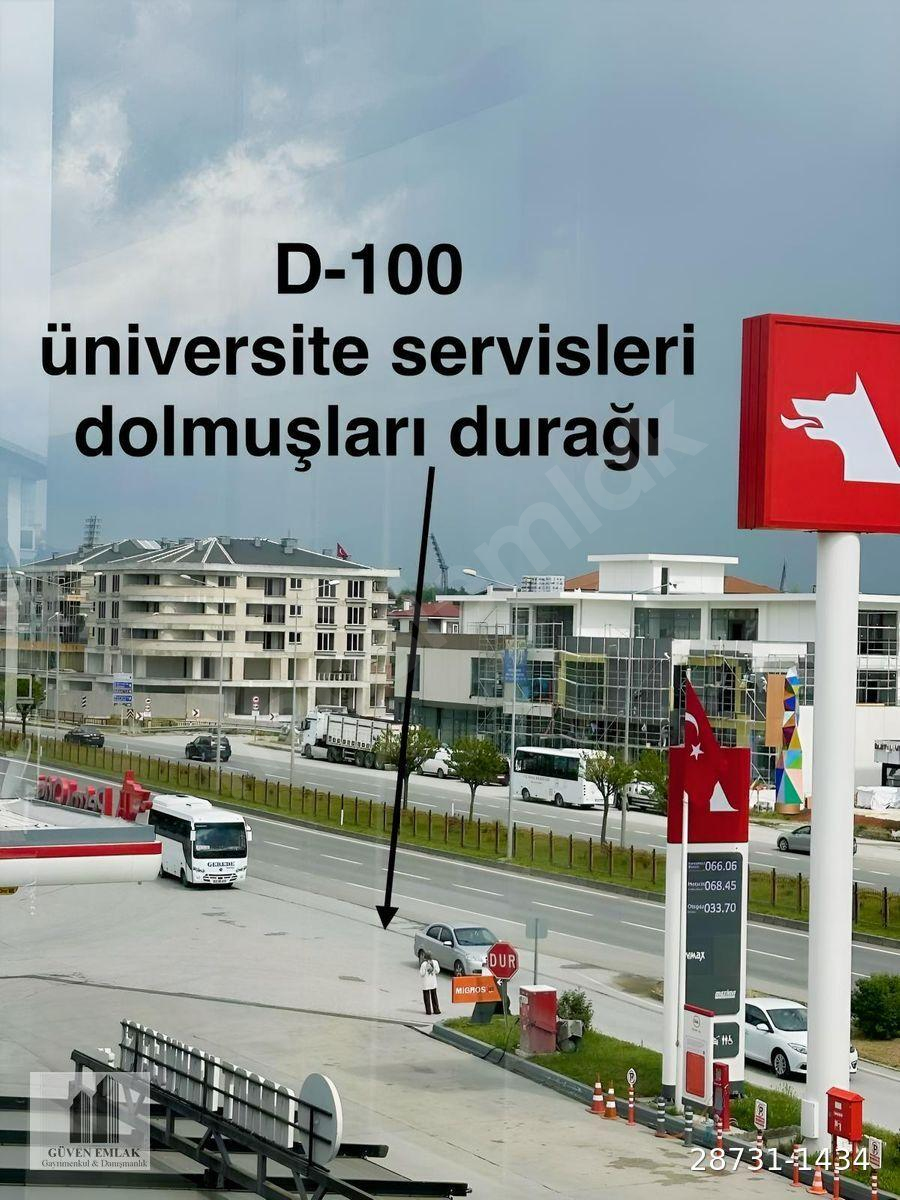 BEŞKAVAKLAR D-100 CEPHELİ 2+1 ÜNİVERSİTE GÜZERGAHI LÜX KÖŞE DAİR