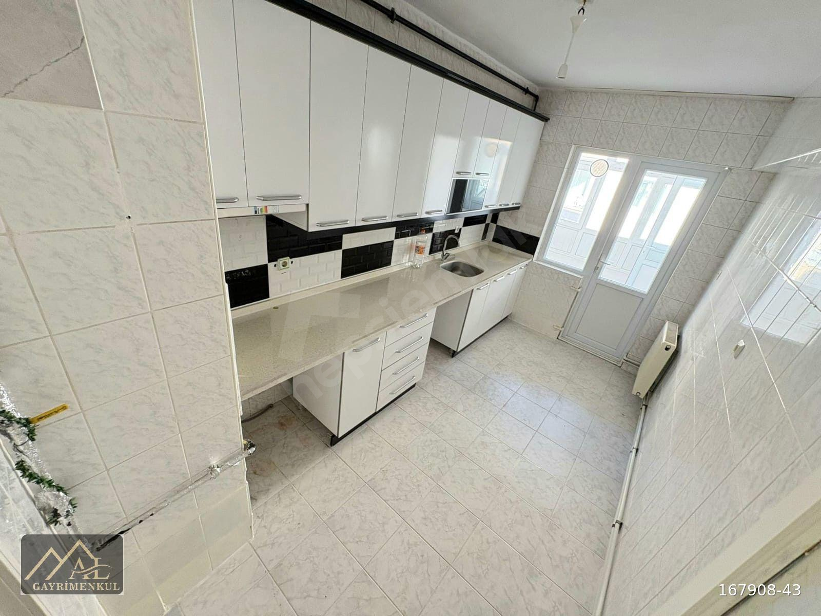 PINARBAŞIN DA AHİMESUT BULVARINA CEPHE 3+1 120 M2 SALON BAĞIMSIZ YAPILI ARA KATTA ŞAHANE FIRSAT 3589