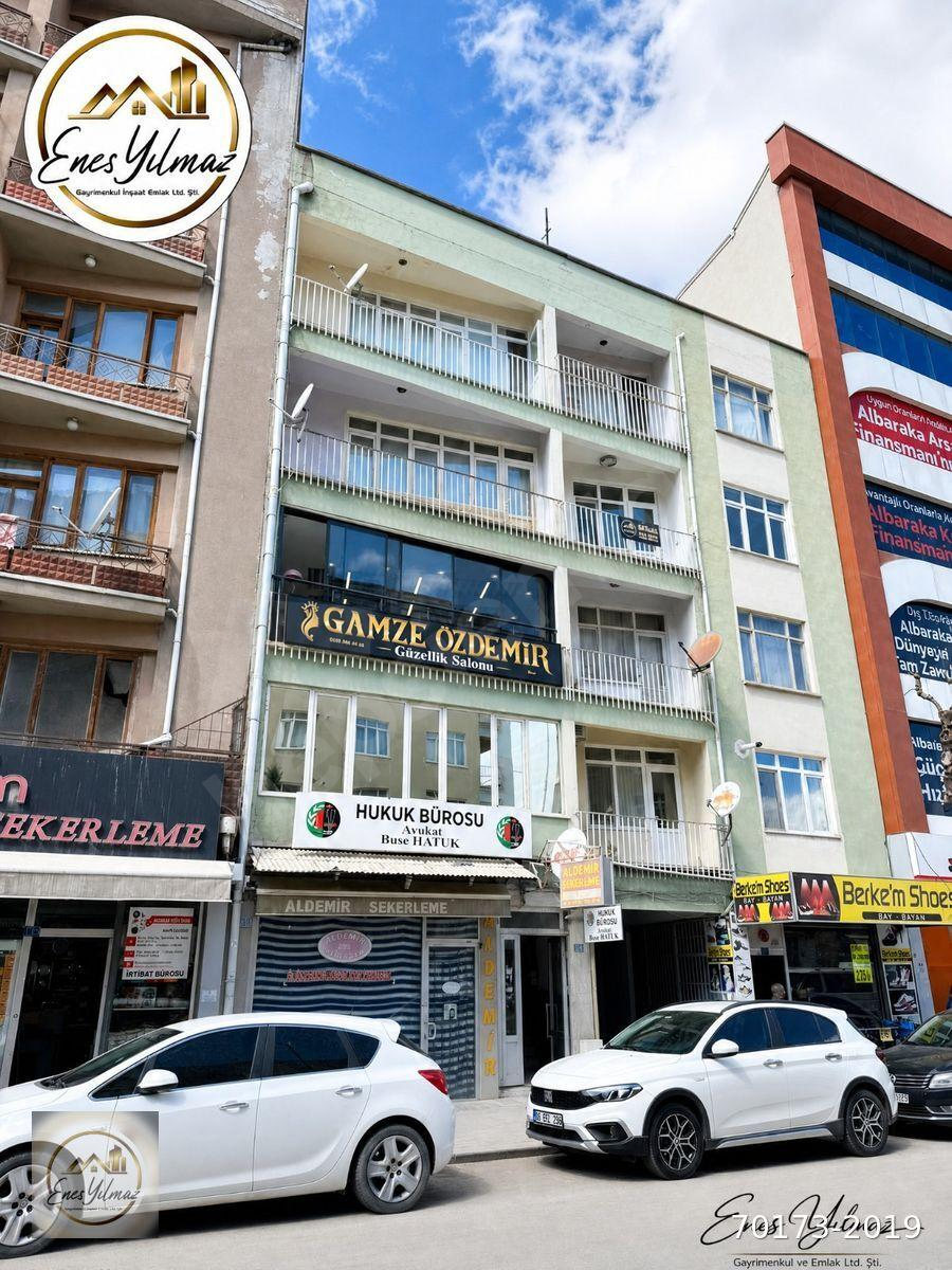 ŞEHİR MERKEZİNDE SATILIK 2+1 GENİŞ YAPILI DAİRE