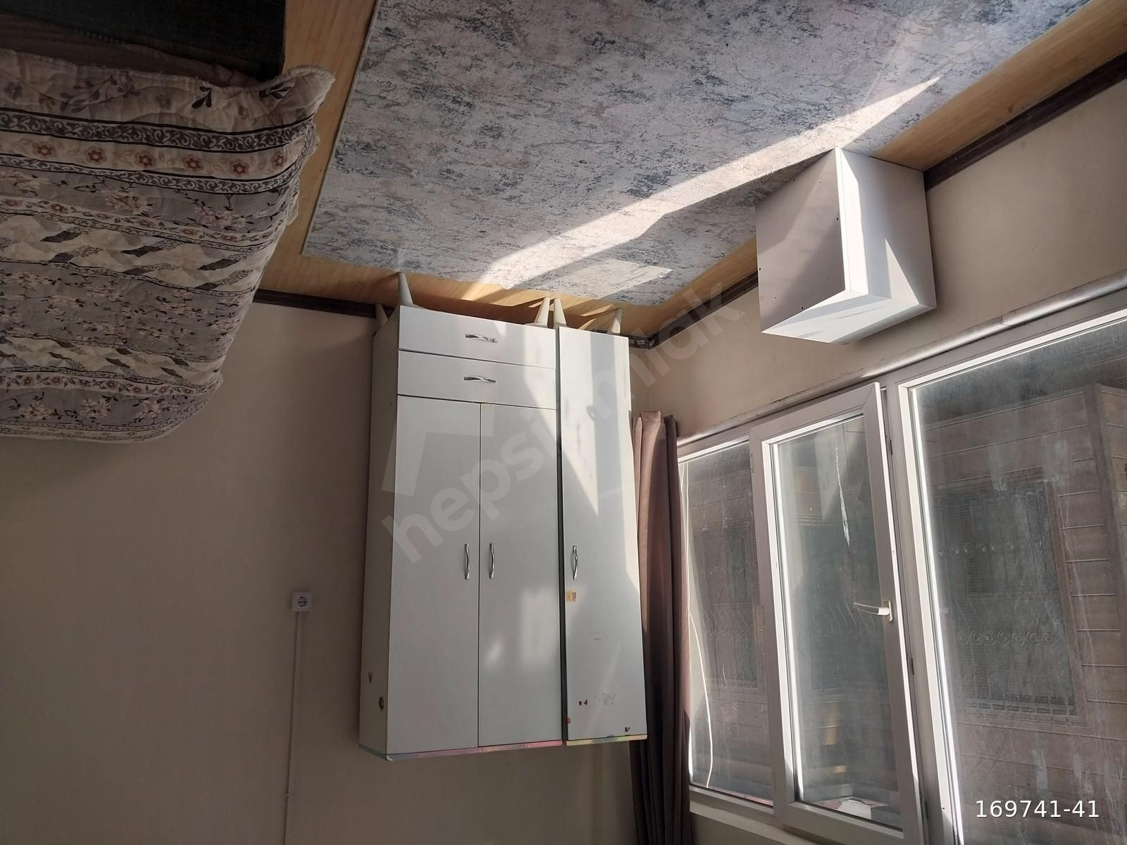 BAYANA BEKARA BAKIRKÖY MEYDANDA 1+0 20 m2 M2 KİRALIK DAİRE