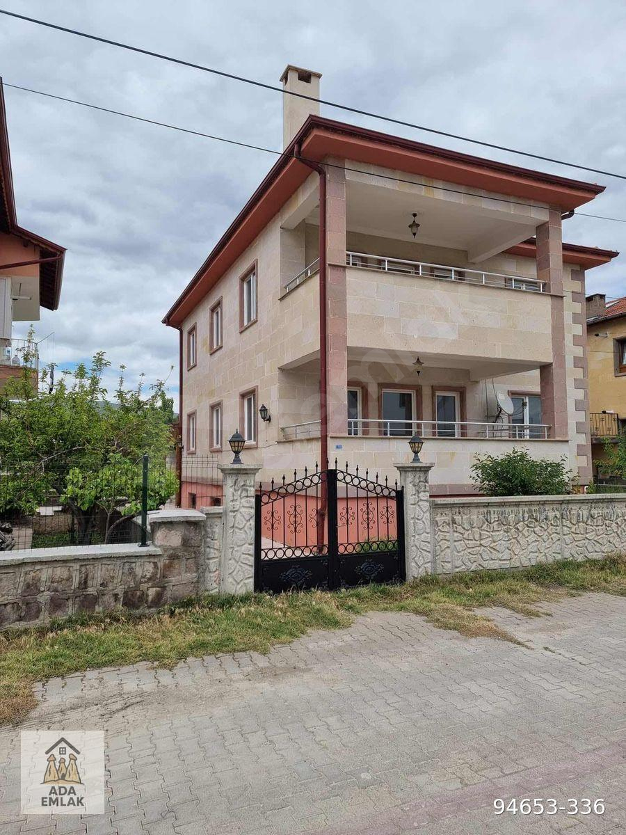 Ada emlak'tan Bahçeli evler de Kiralık Daire