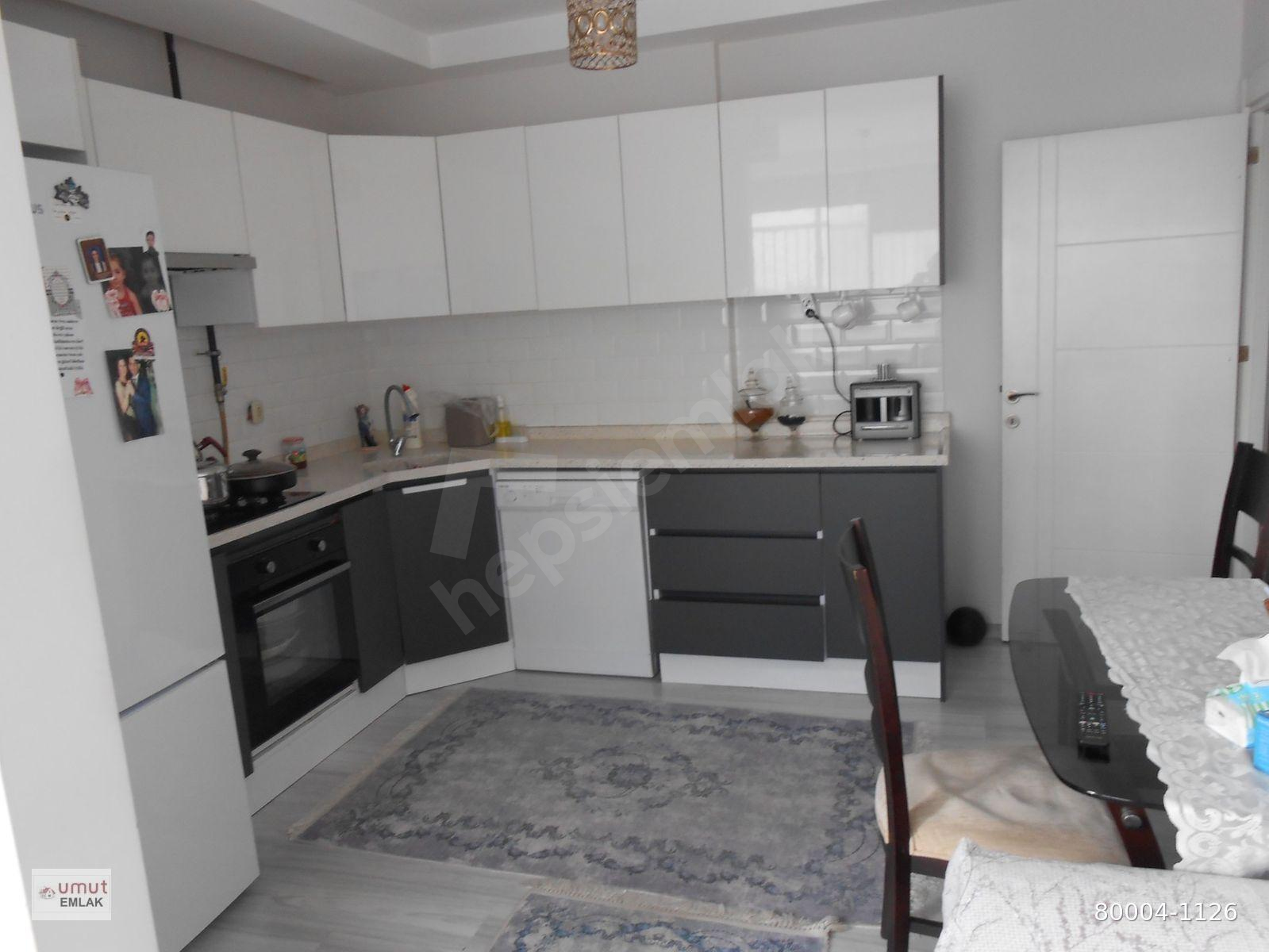 MAVİ BULVAR ÜSTÜNDE SİTE İÇERSİNDE 3+1 KAPALI MUTFAK 165 M2 DOGALGAZLI LÜKS DAİRE