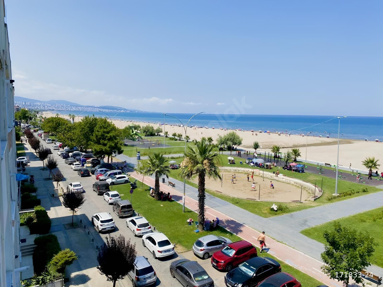 ATAKUMUN DENİZEVLERİNDE DENİZE SIFIR 2+1 SATILIK DAİRE