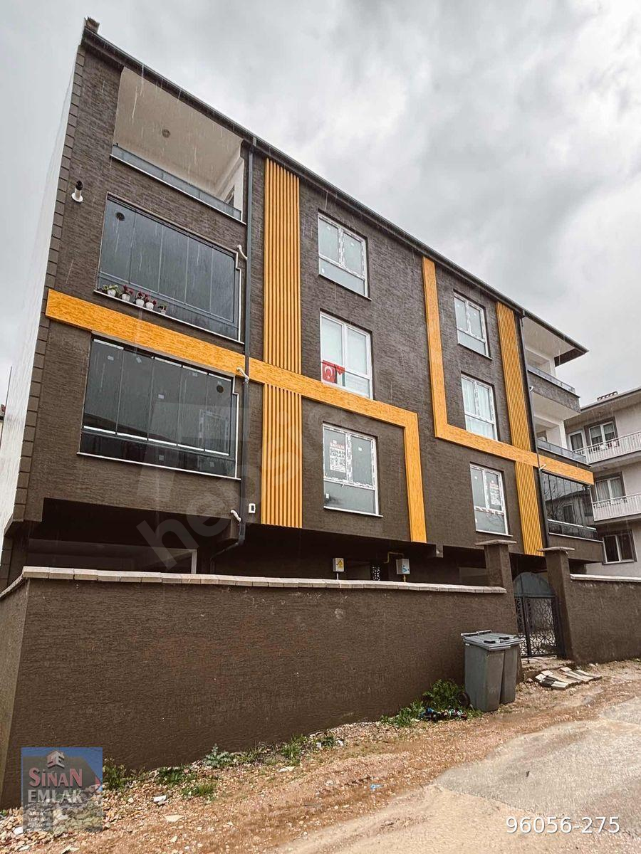 AKHİSAR MAHALLESİ'NDE FIRSAT 140 m2 GENİŞ DAİRE