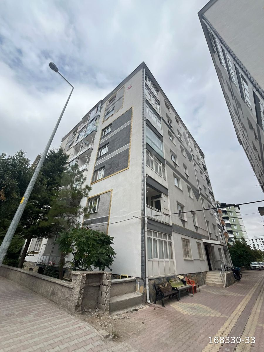 dalmaz mahallesinde satılık 2+1 daire