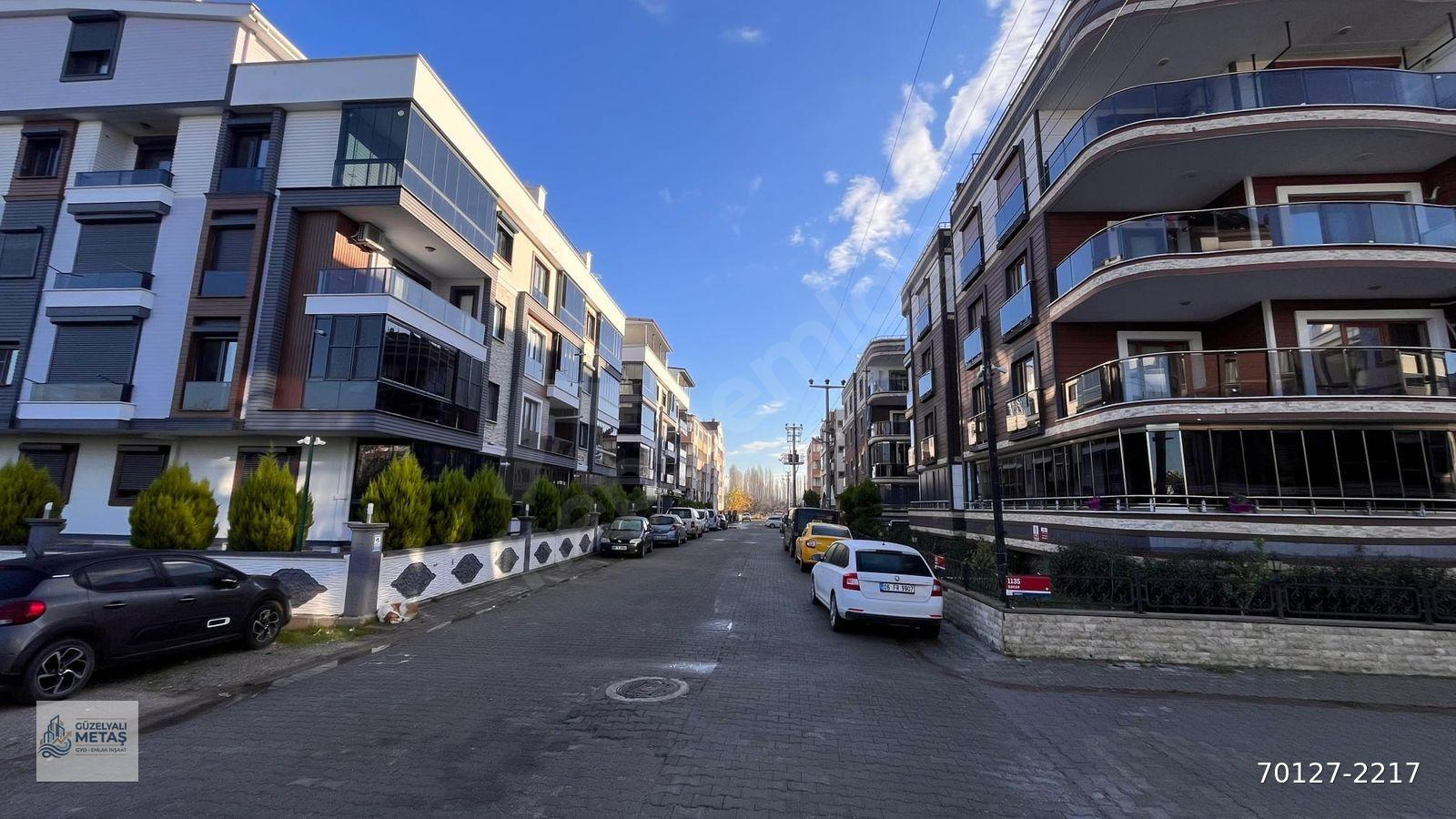 BALIKESİR EDREMİT AKÇAY ALTINKUM"DA SATILIK DENİZE 5 DAKİKA 4+2 280M2 DUBLES