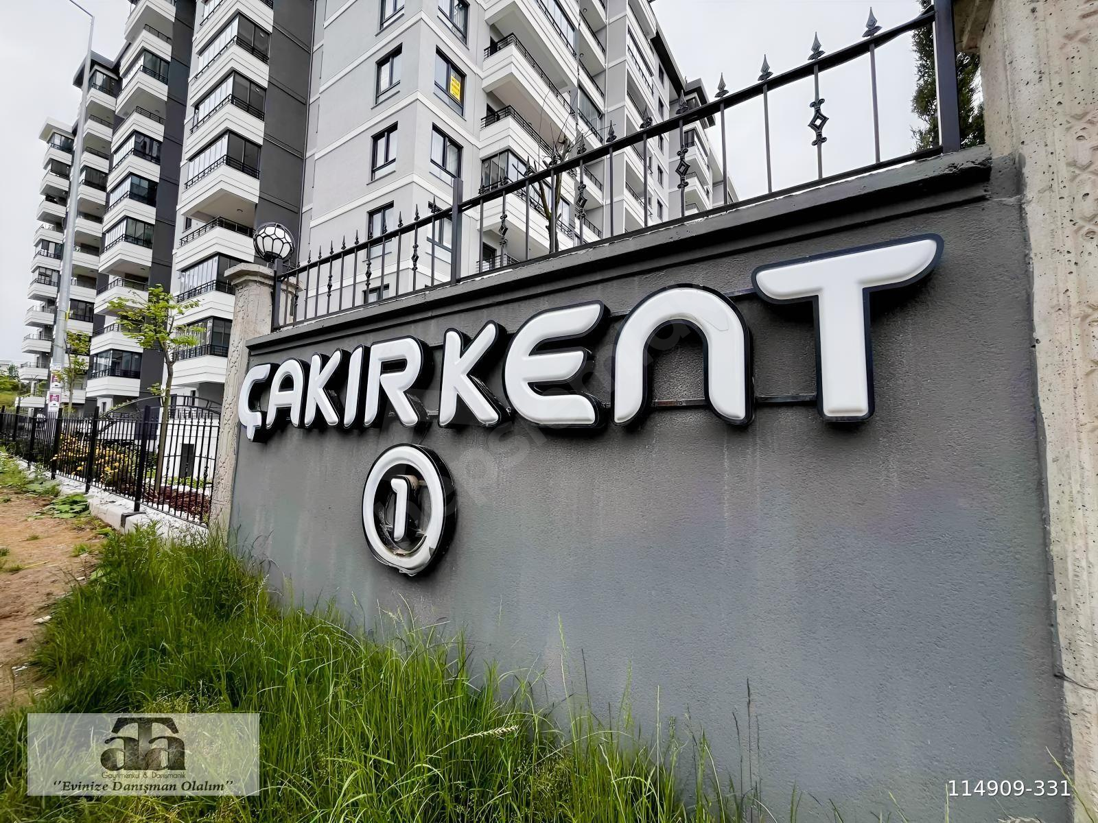 ATA GAYRİMENKUL'DEN ÇAKIRKENT SİTESİNDE SATILIK DAİRE 1+1