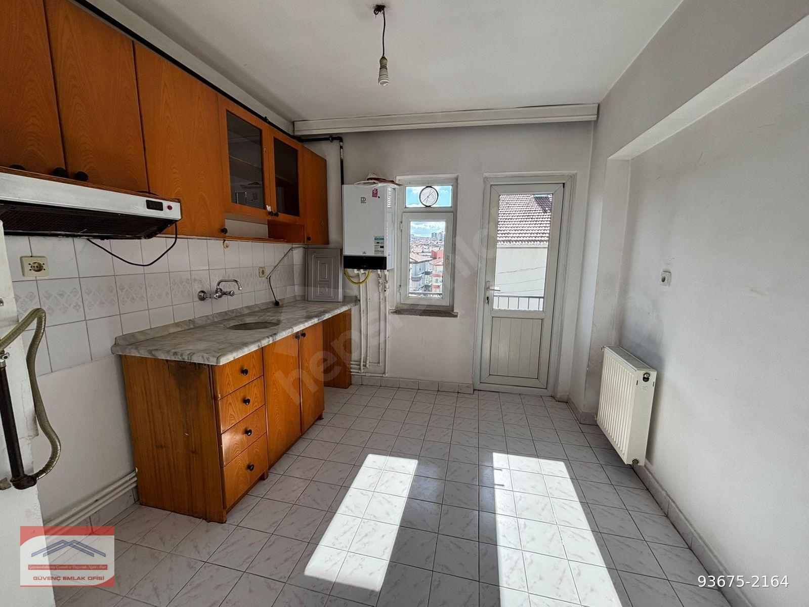 ŞEHİT İDRİS YILMAZ CADDESİ ÜZERİ KİRALIK ARA KAT 3+1