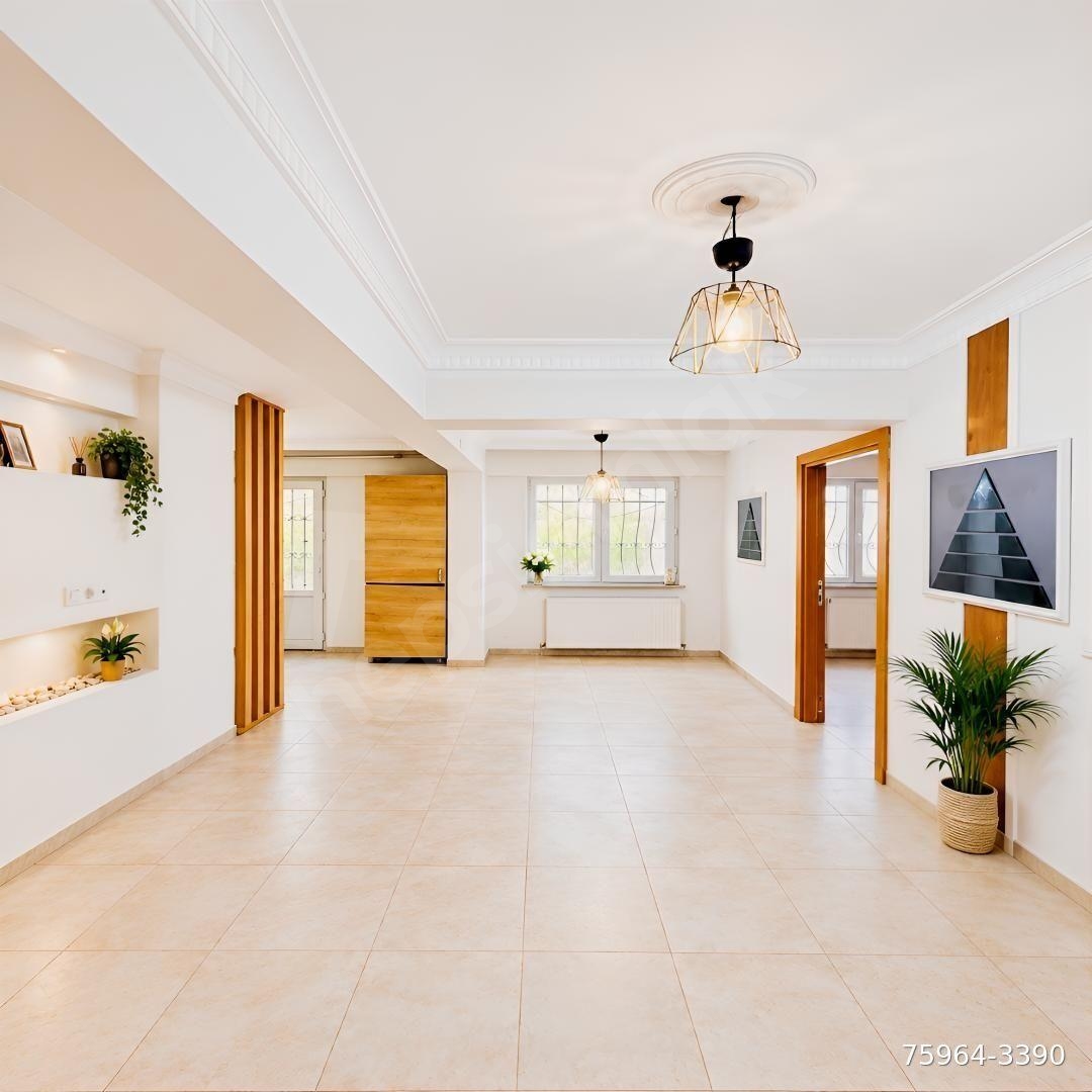 GENİŞ BAHÇE KULLANIMLI FERAH VE GENİŞ PLANLI SATILIK DAİRE