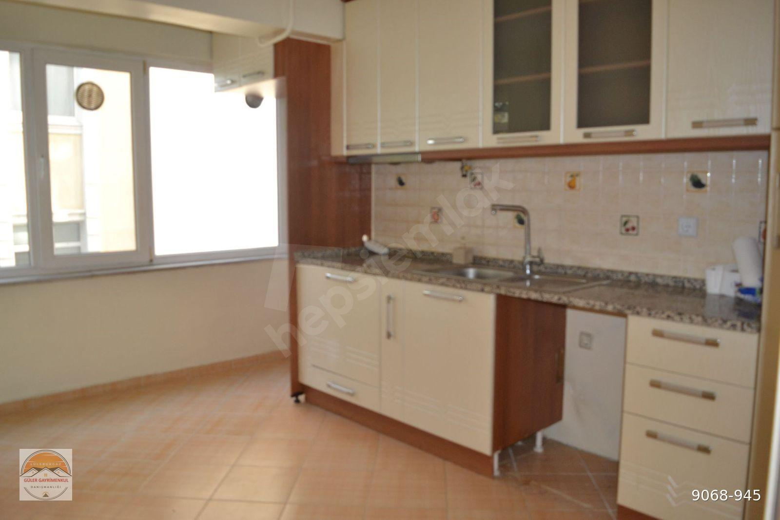 Lüleburgaz İstasyon Caddesinde Kiralık 3+1 Daire