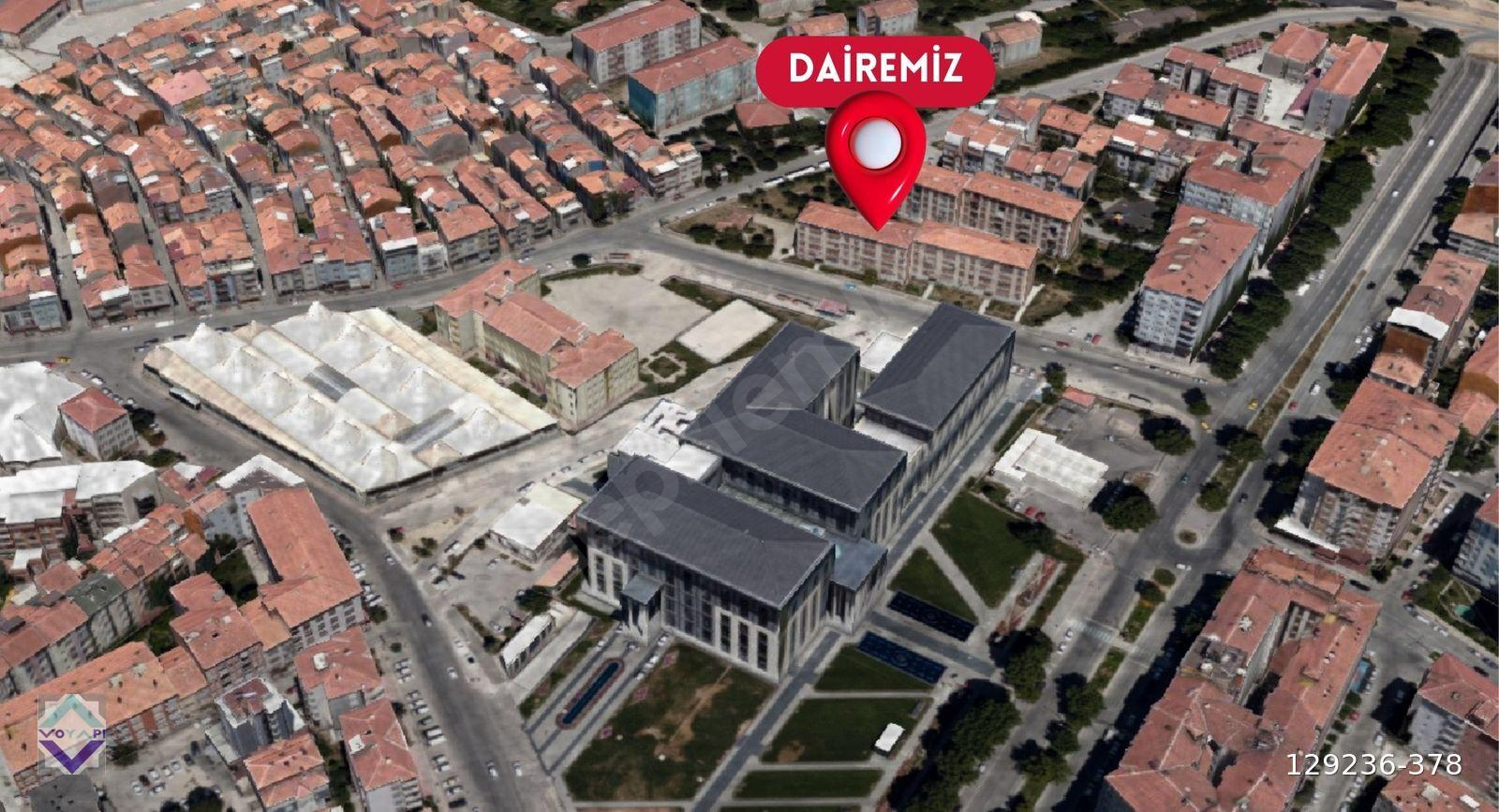 Kütahya Merkez Gaybiefendi Mahallesi Şehir Merkezi Belediye Cuma Pazarı Yanı Yüksek Arsa Paylı Daire