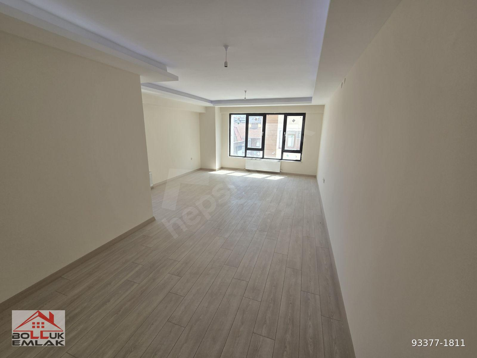 BASINŞEHİTLERİ CADDESİNDE 163 M2 3+1 ARAKAT DAİRE