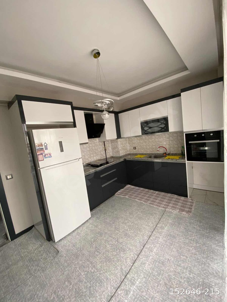 HAMZA OĞLU MH SATLIK 3+1 SON KAT GENİŞ DAİRE
