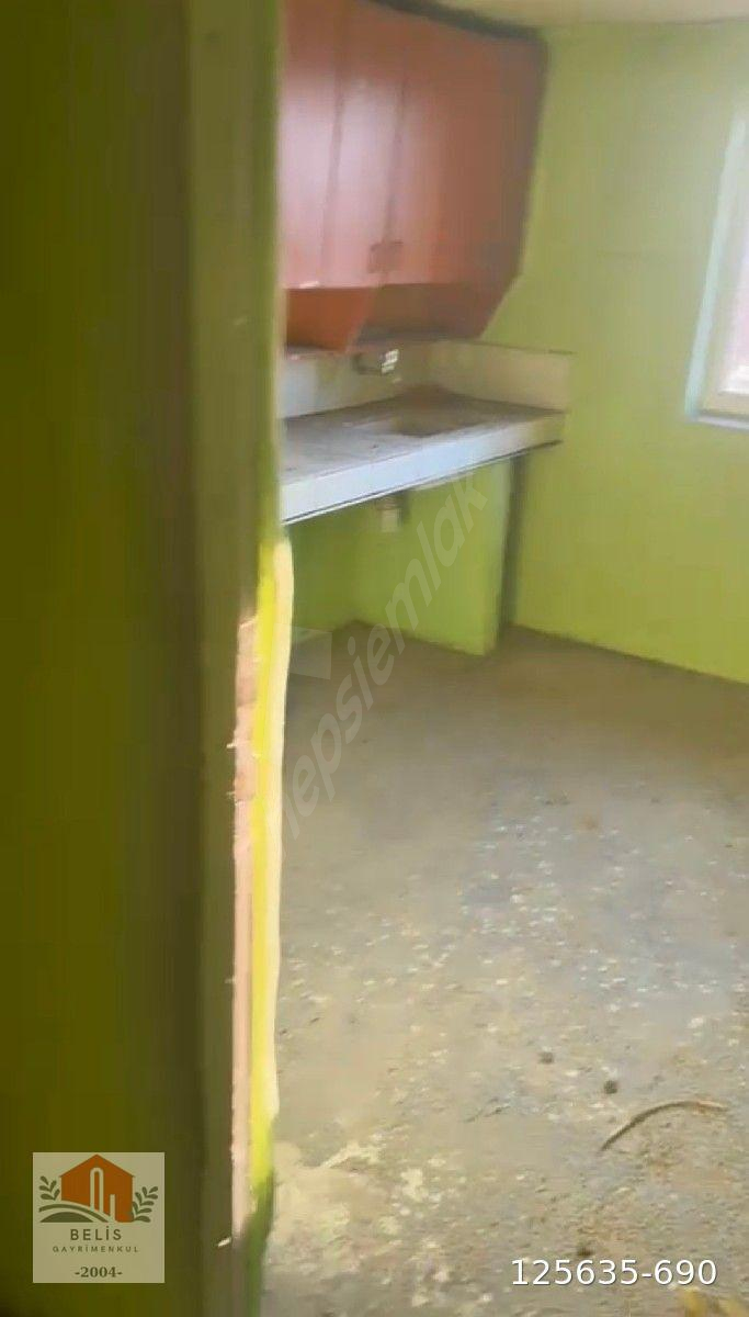 AKÇAĞLAN MAHALLESİ’NDE KAÇIRILMAYACAK FIRSAT! GENİŞ METRAJ, MERKEZİ KONUM, 3+1 DAİRE
