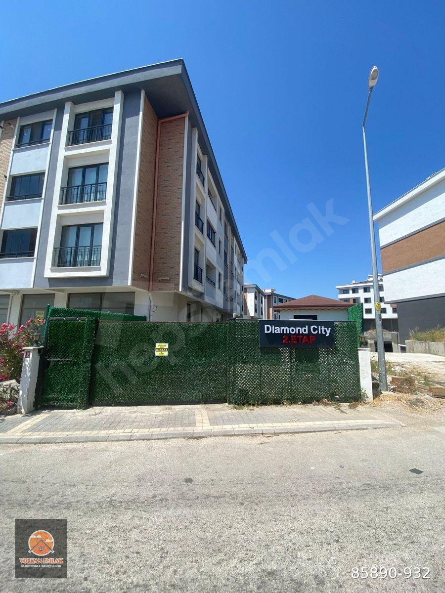 BANDIRMA VOLKAN EMLAK'TAN 600 EVLER MH.DİAMOND SİT. 2. ETAP'TA KİRALIK 3+1 DAİRE
