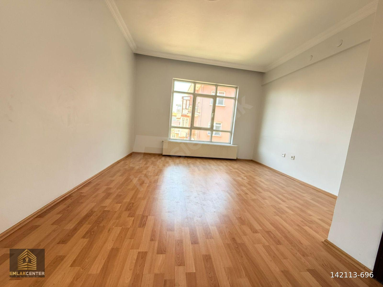 YATIRIMA VE OTURUMA UYGUN SAHİL SK 2+1 SATILIK ARA KAT DAİRE