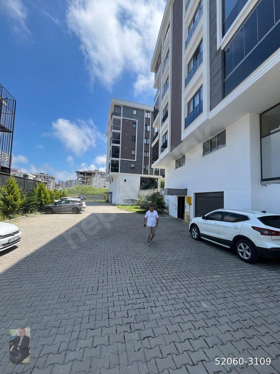 ÇAMLICADAN NİŞANTAŞINDA KİRALIK LÜX 3+1 DAİRE