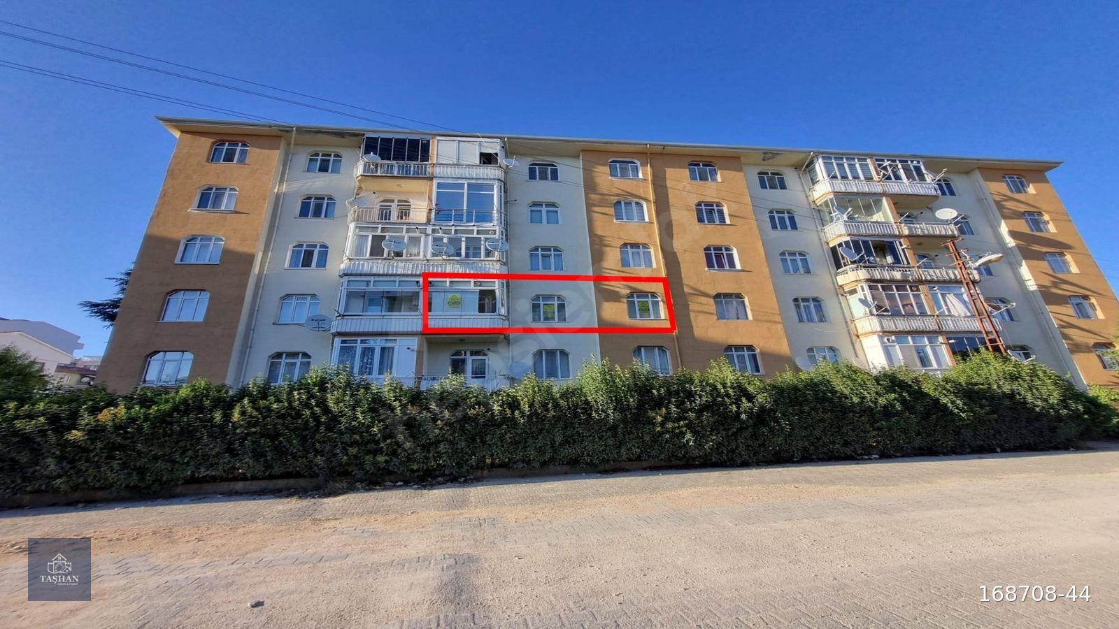 TAŞHAN EMLAK'TAN AMASYA-MERZİFON ÖĞRETMEN EVLERİNDE 2+1 DAİRE