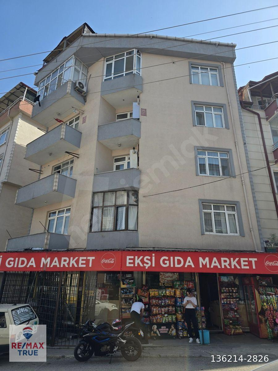 GÖLCÜK DONANMA MAHALLESİNDE SATILIK 2+1 DAİRE