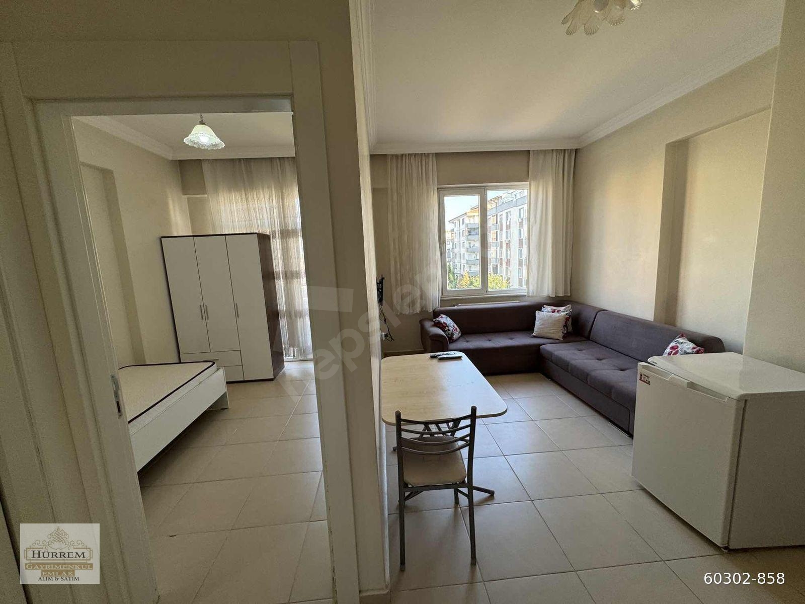 HÜRREM EMLAK tan YEDİTEPEDE KİRALIK 1+1 EŞYALI BALKONLU DAİRE