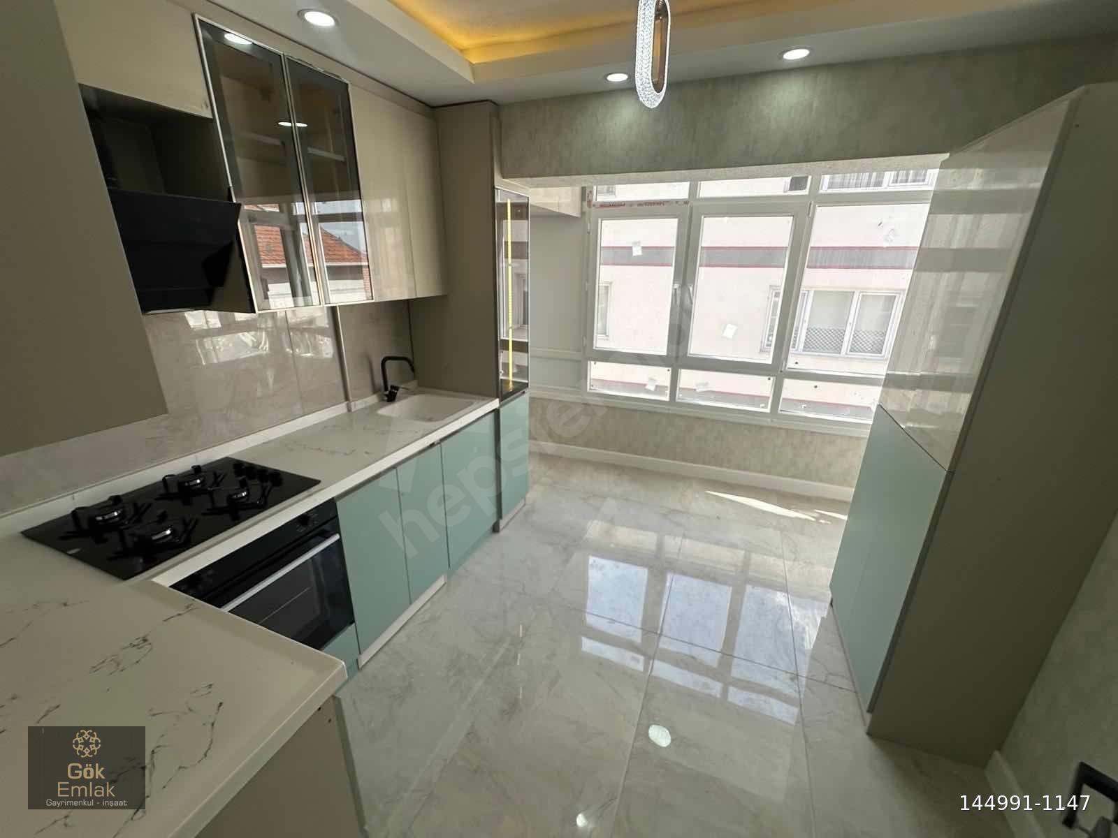 KREDİ LİMİTSİZ! SELÇUKLU'DA EKSİKSİZ FULL YAPI BAĞIMSIZ ARA KAT
