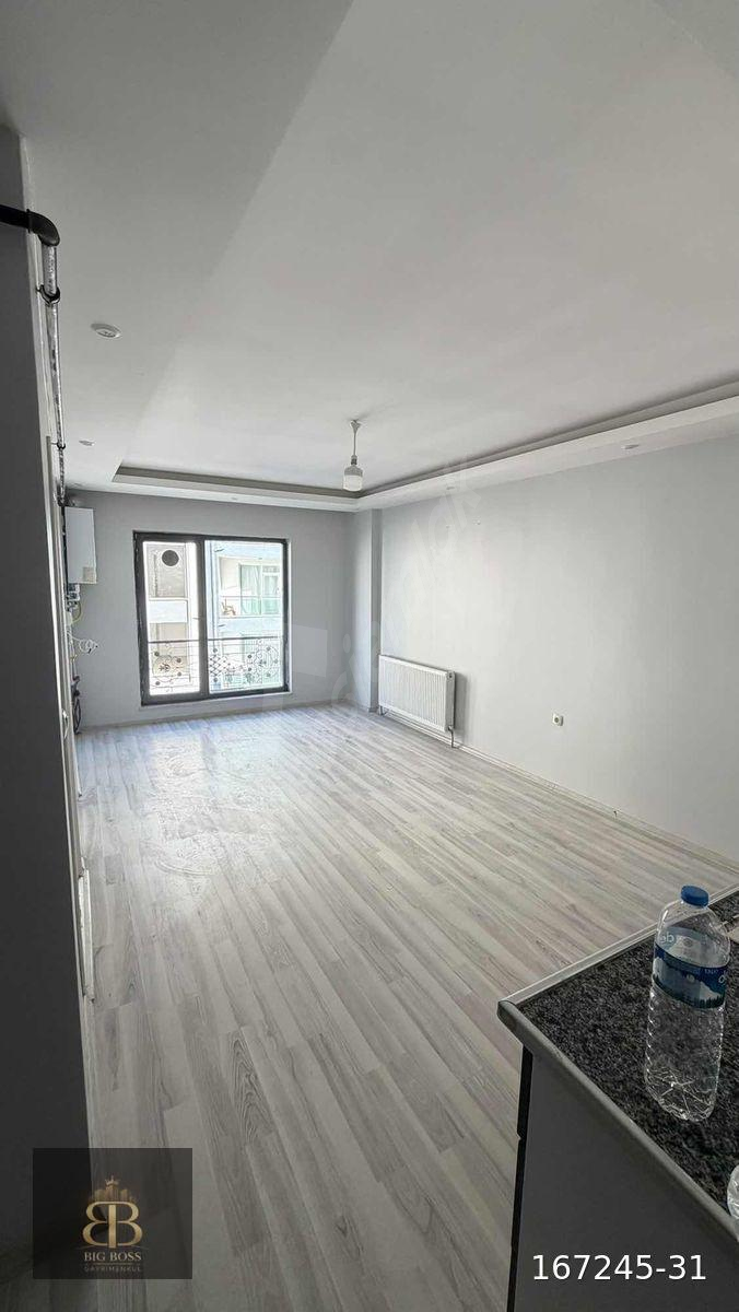 AVM YANI KİRALIK 1+1 DAİRE