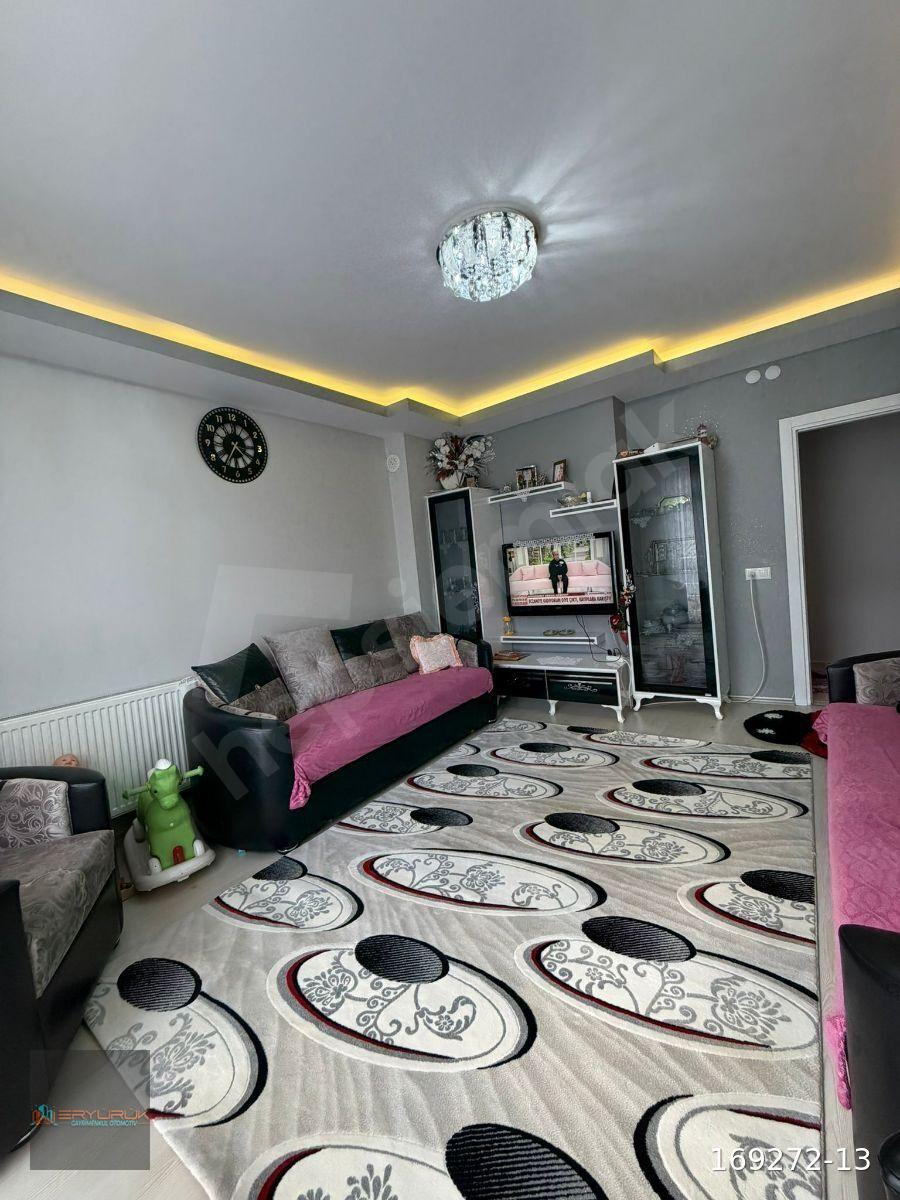 EMEK MAHALLESİNDE MERKEZİ KONUMDA 2+1 SATILIK DAİRE