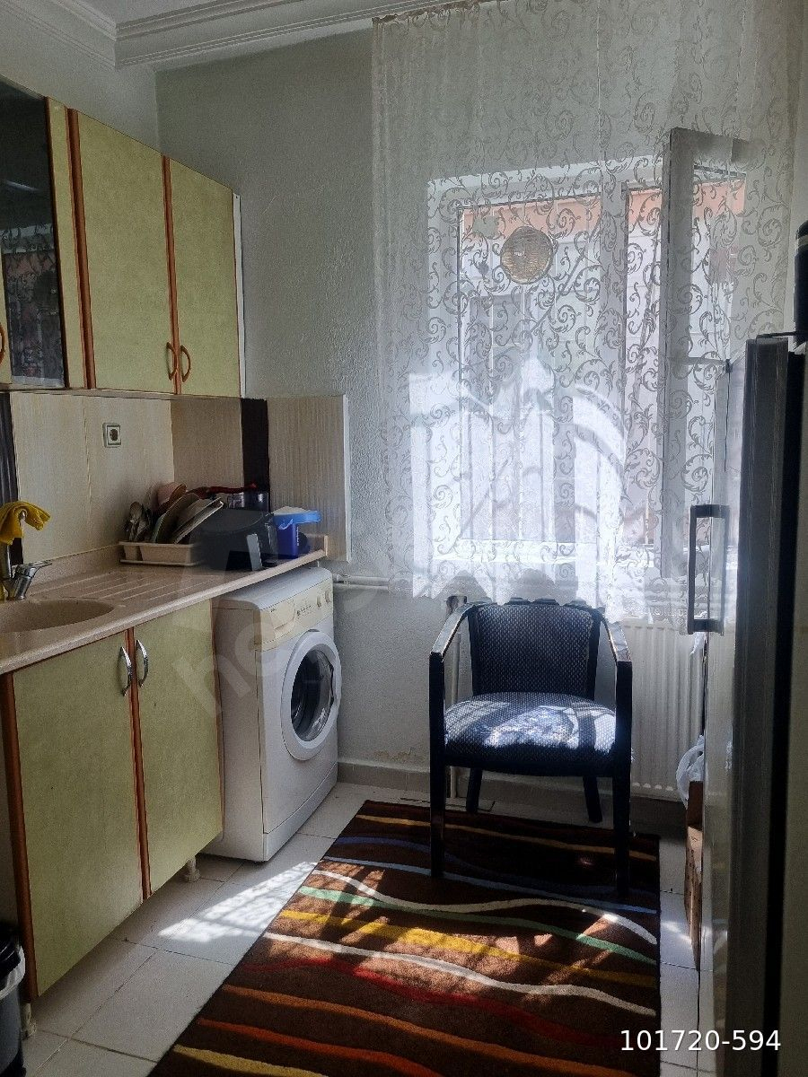 KURTULUŞ ARKATOPRAKLIKTA MERKEZİ KONUMDA DAİRE