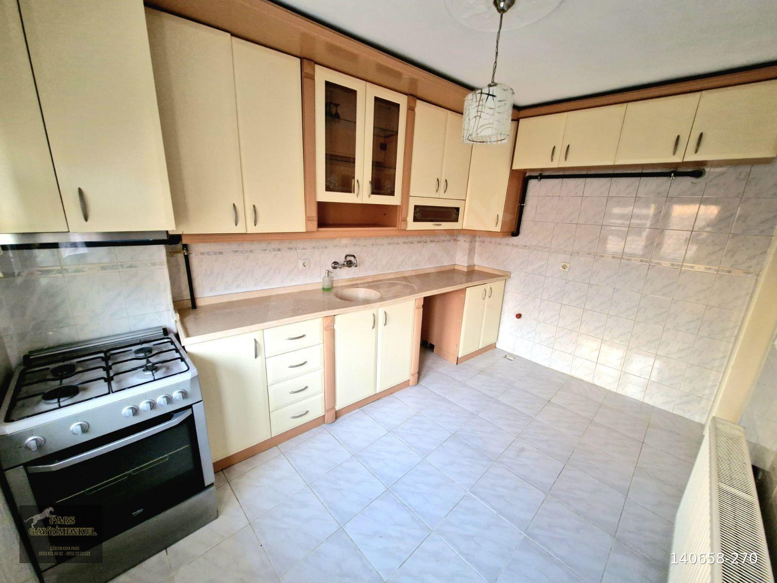 İNCİLİPINAR'DA SATILIK 2+1 ARA KAT MASRAFSIZ DAİRE