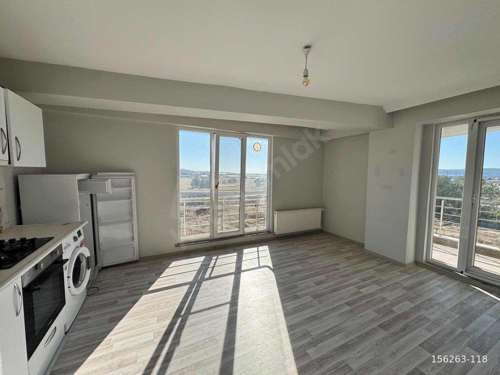 ÇANAKKALE TEKZEN DE GENİŞ M2 Lİ KULLANIŞLI 1+1 SATILIK DAİRE