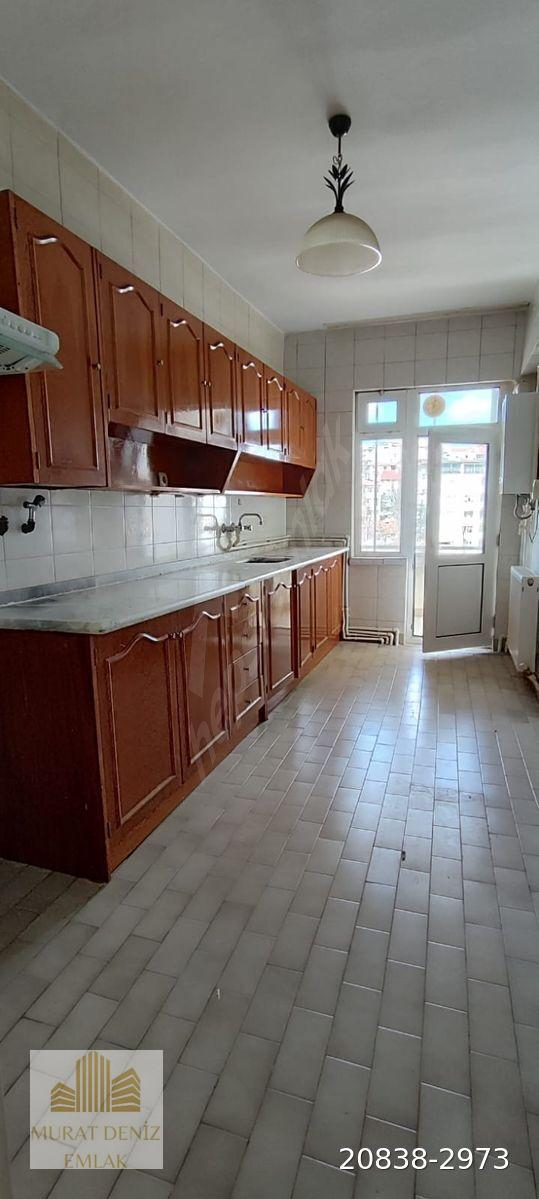 Cumhuriyet Mahallesi’nde kiralık 3 + 1 daire