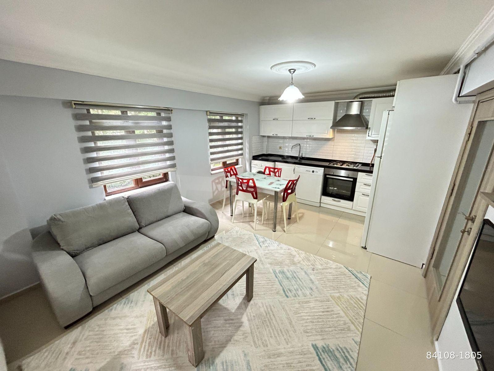 Serdivan Mavi Durak'ta, Site içerisinde, Eşyalı 2+1 Daire