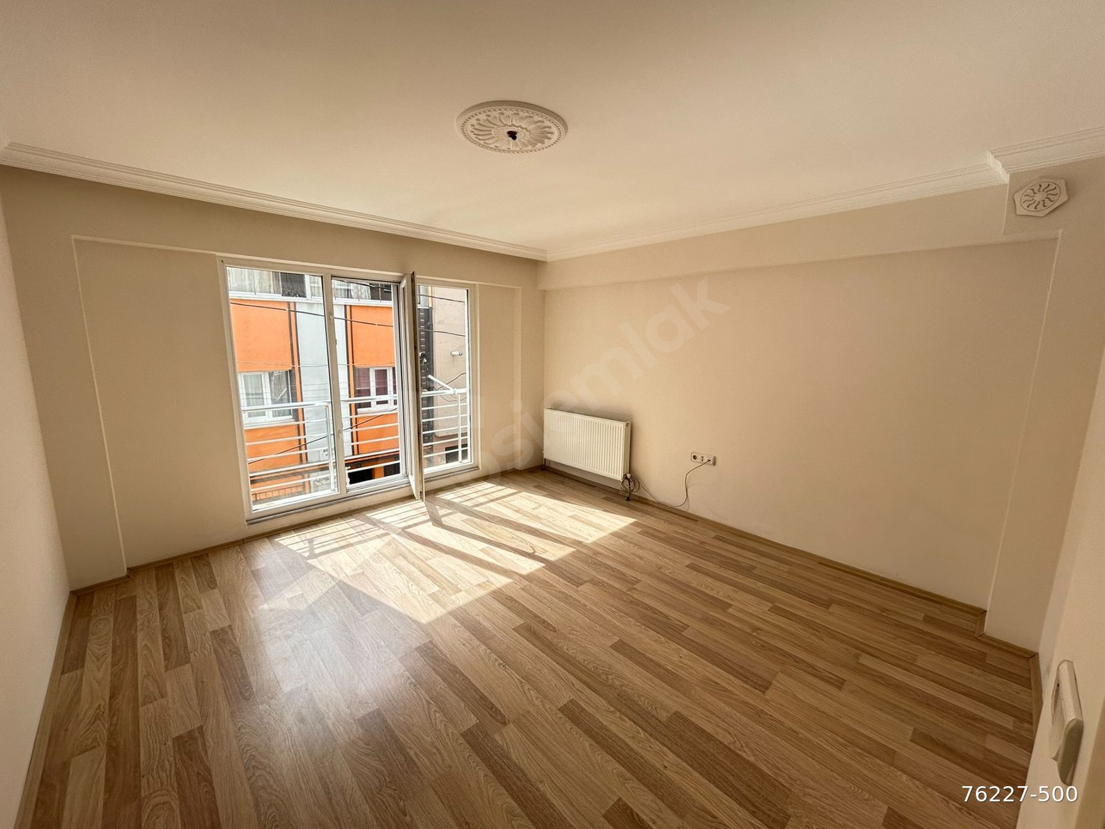 CİHAN EMLAK TAN KİRALIK KURTULUŞ CD. YAKINI KOMBİLİ ARA KAT YENİ 2+1 DAİRE