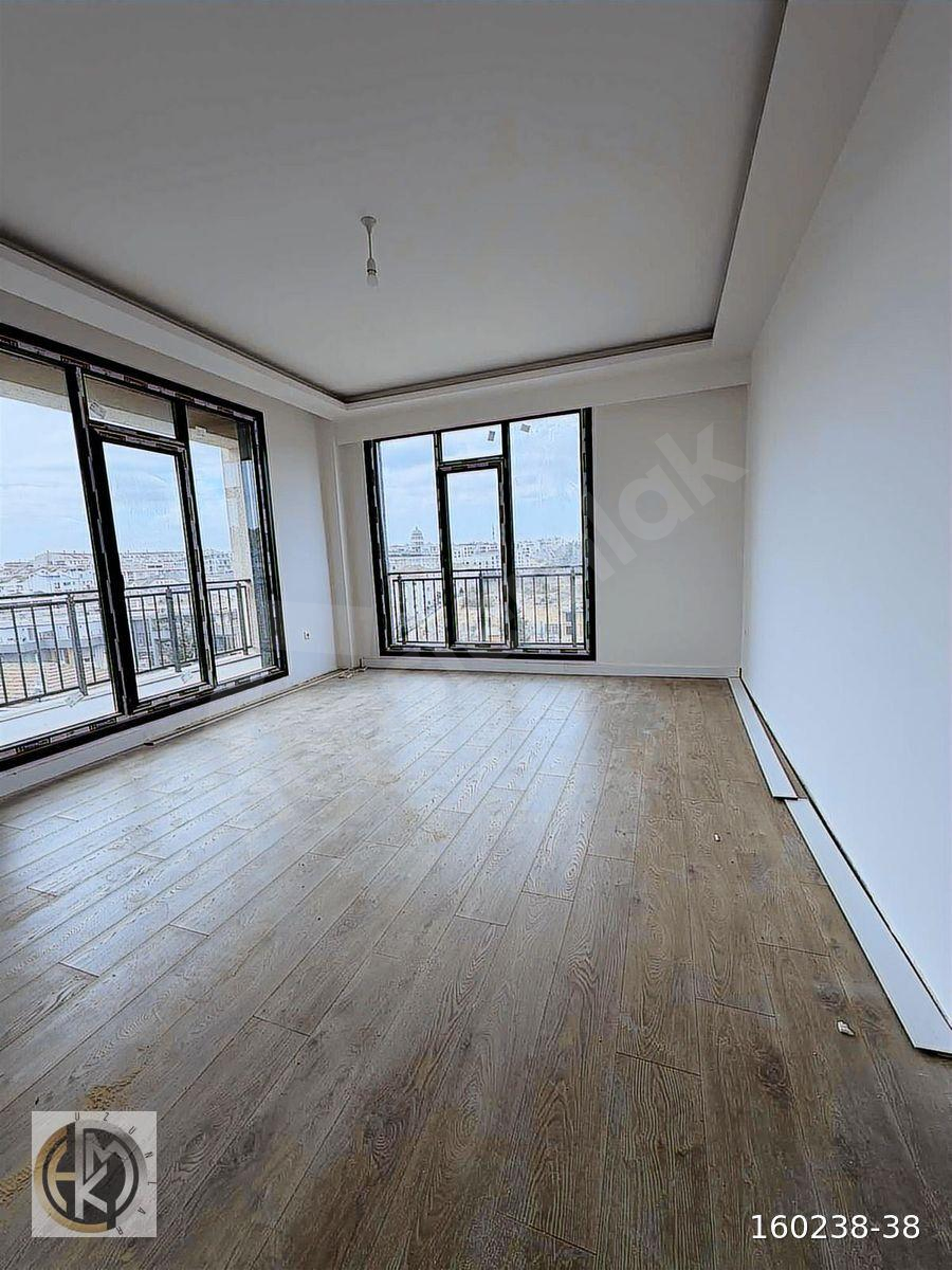 Göktürkte Site İçinde Yüksek Konumlu Ferah 2+1 Kiralık