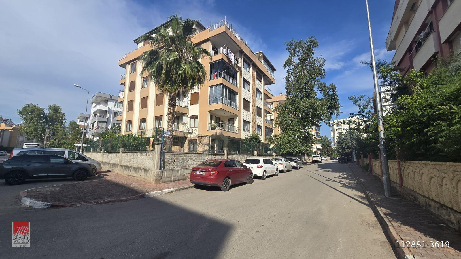MEYDAN KAVAĞI'NDA SİTE İÇİNDE KİRALIK 2+1 DAİRE