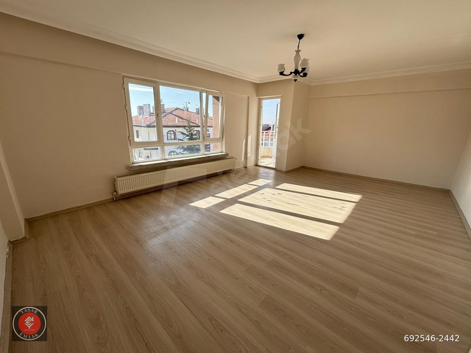 AŞIK VEYSEL MAHALLESİNDE 3+1 3. KAT YAPILI 125m2 SATILIK DAİRE