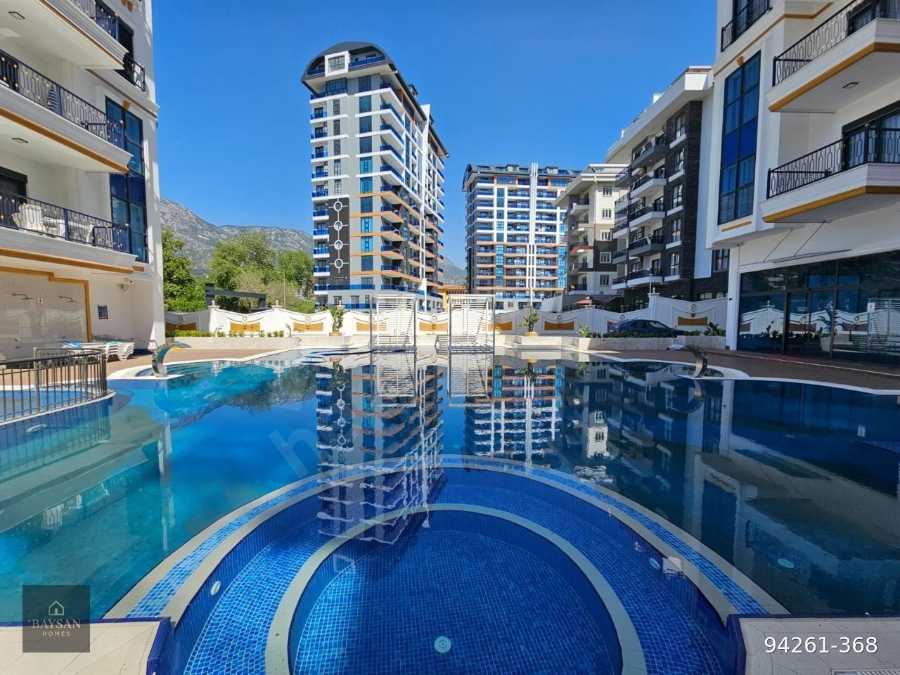 ALANYA MAHMUTLARDA SİTE İÇİNDE 1+1 ESSYALI DAİRE