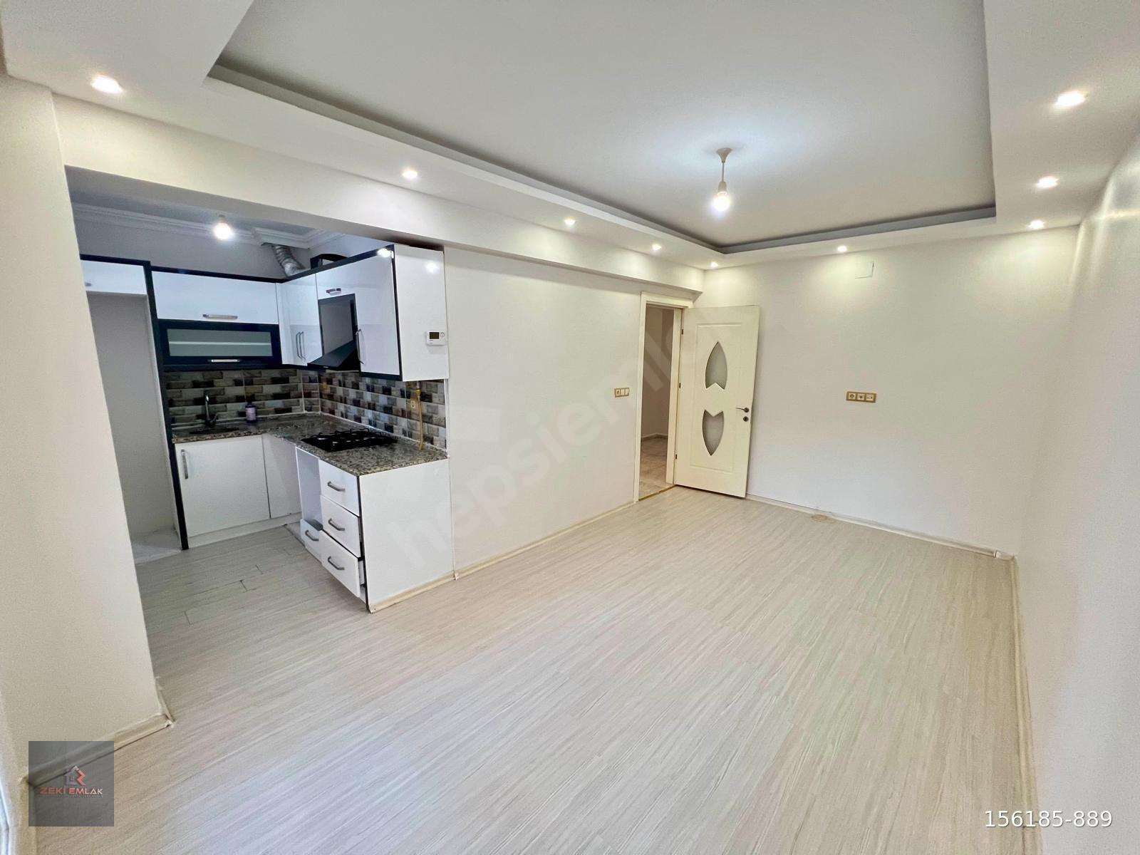 ZEKİ EMLAK'TAN MURADİYE MH. İSTASYON CİV. SATILIK 2+1 DAİRE