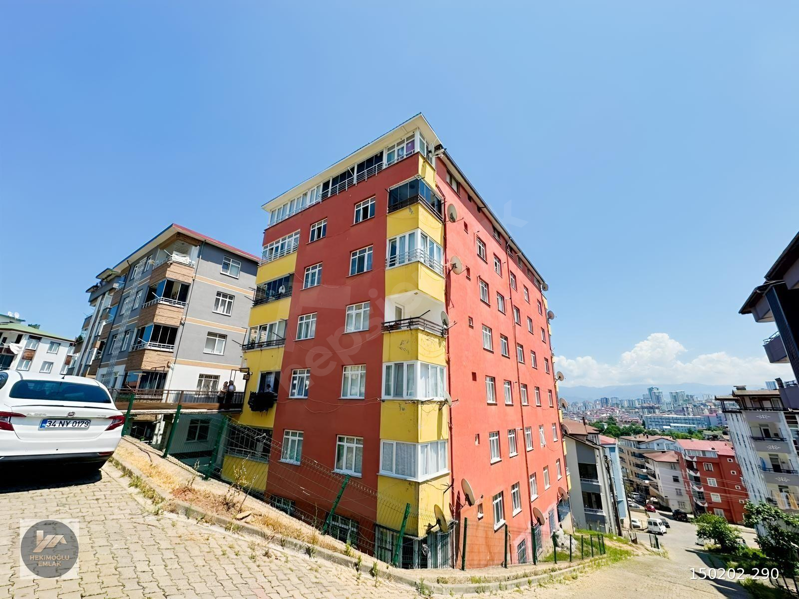 ORDU HEKİMOĞLU EMLAK'TAN SELİMİYE MH SATILIK GENİŞ 2+1 DAİRE